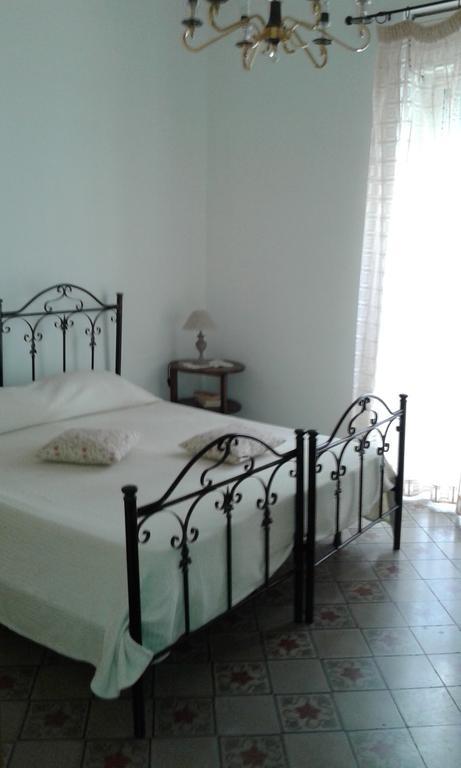 La Casa Di Via Narbone Hotel ปาแลร์โม ภายนอก รูปภาพ