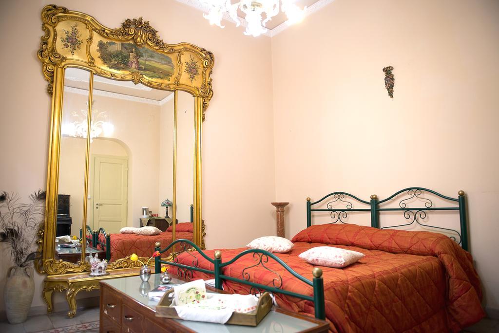 La Casa Di Via Narbone Hotel ปาแลร์โม ภายนอก รูปภาพ